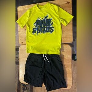 Boys 4-5 Short set .price is for set